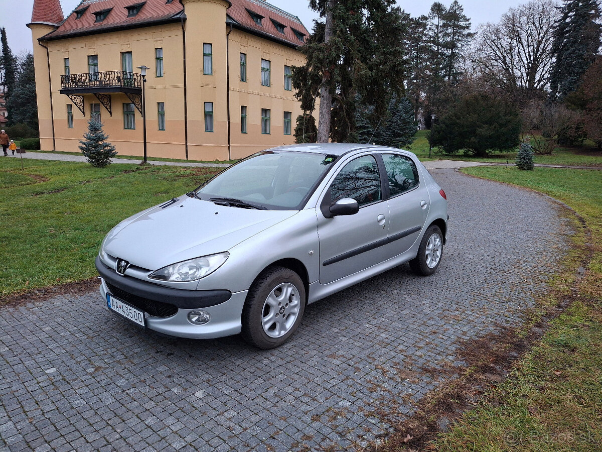 Peugeot 206 1.4 55kw TOP STAV