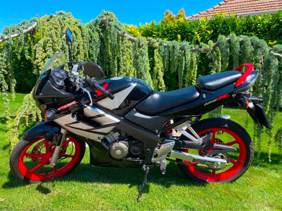 Honda cbr 125 r