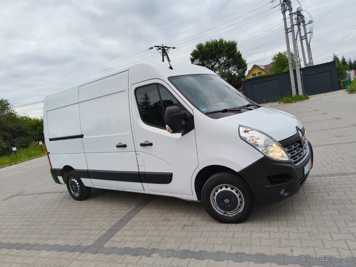 Renault Master L2H2 r.v. 2016 klimatizacia tempomat navigaci