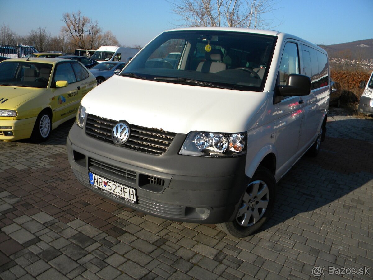 VW T5  96 kw 2.5 tdi 250 000km.Caravella 2009-Long