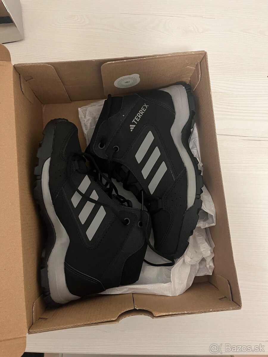 Adidas Terrex veľkosť 33