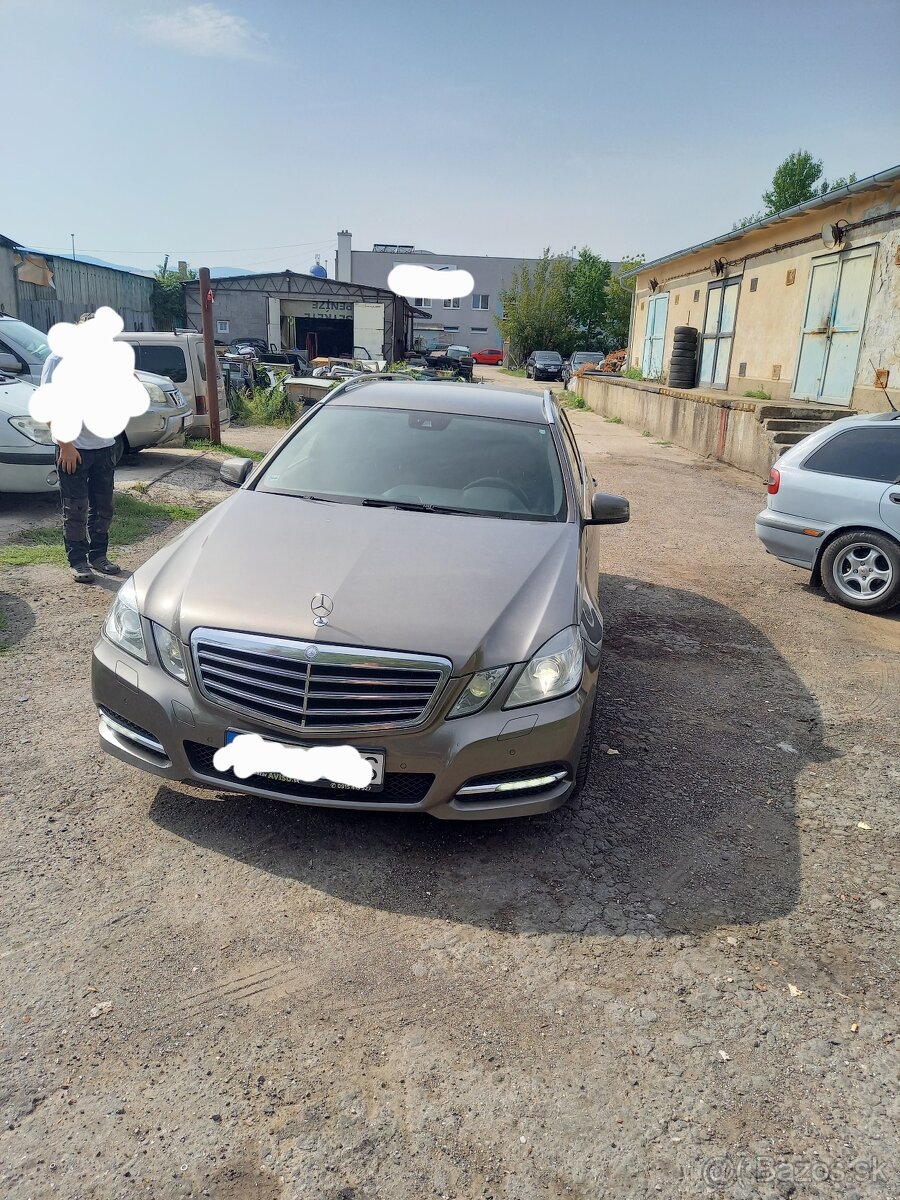 Rozpredám mercedes e250cdi w212 150kw rv10