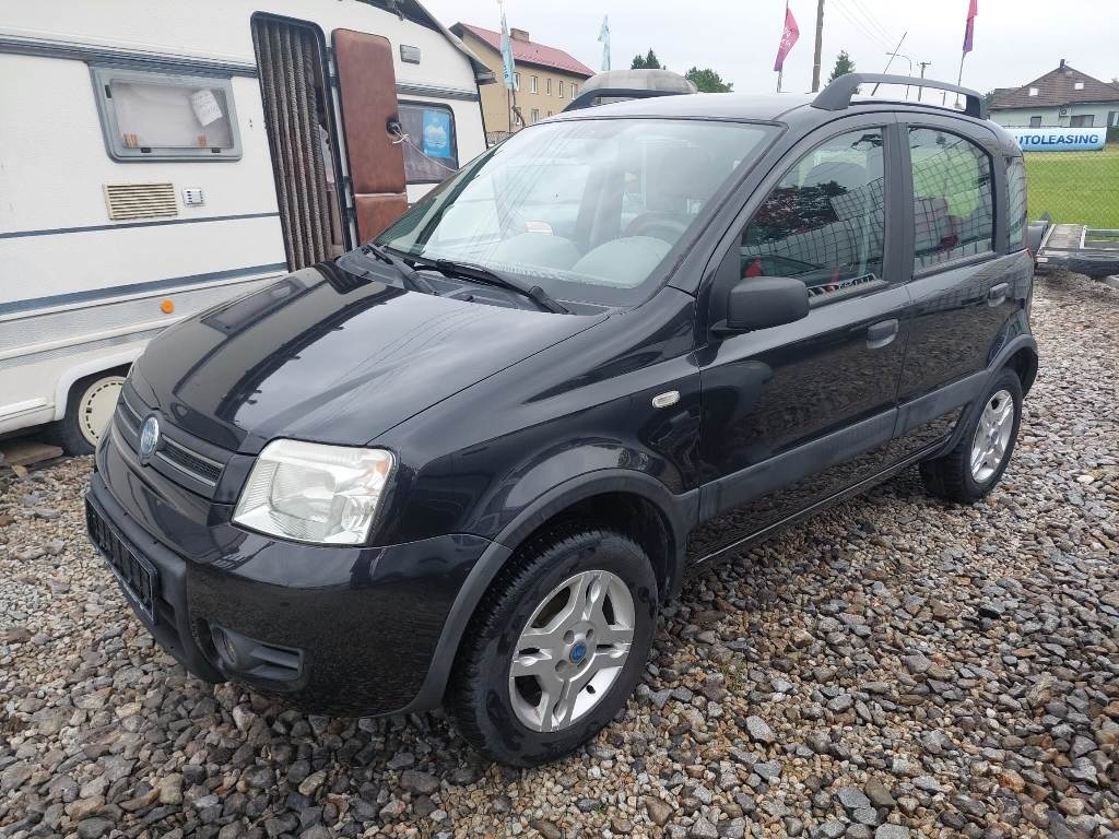 Fiat Panda  4x4 ,  tažný zařízení