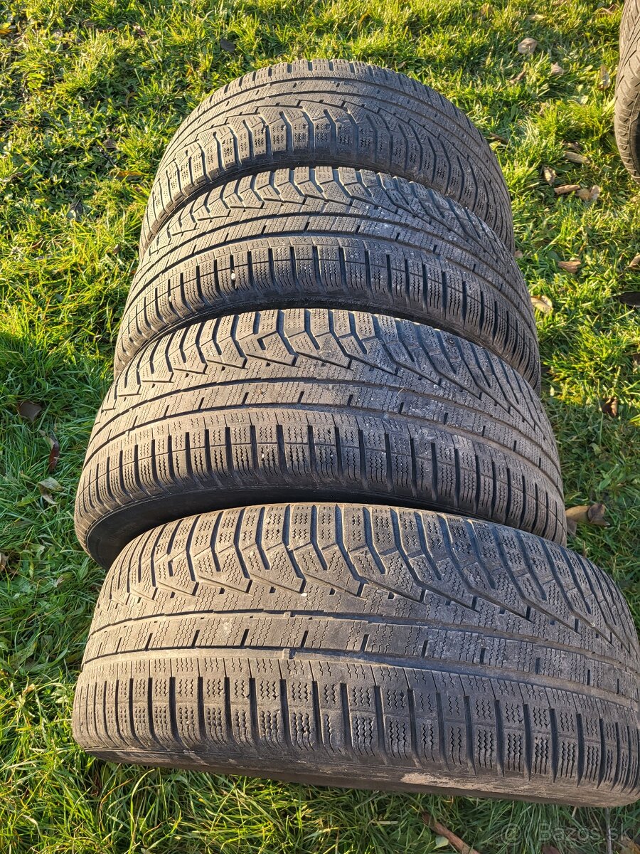 Zimné HANKOOK 235/55 R17