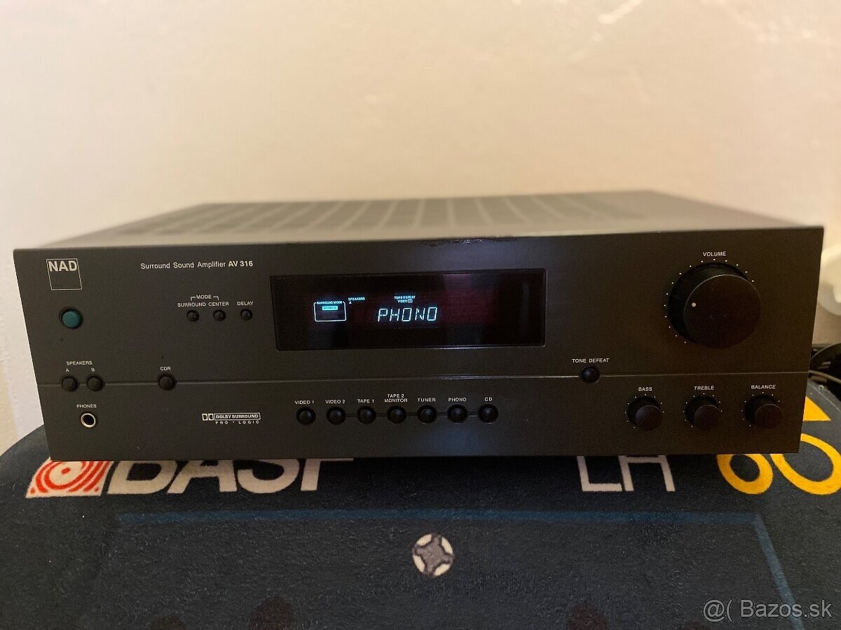 Predam zosilnovac NAD AV316 a DENON PMA-720AE