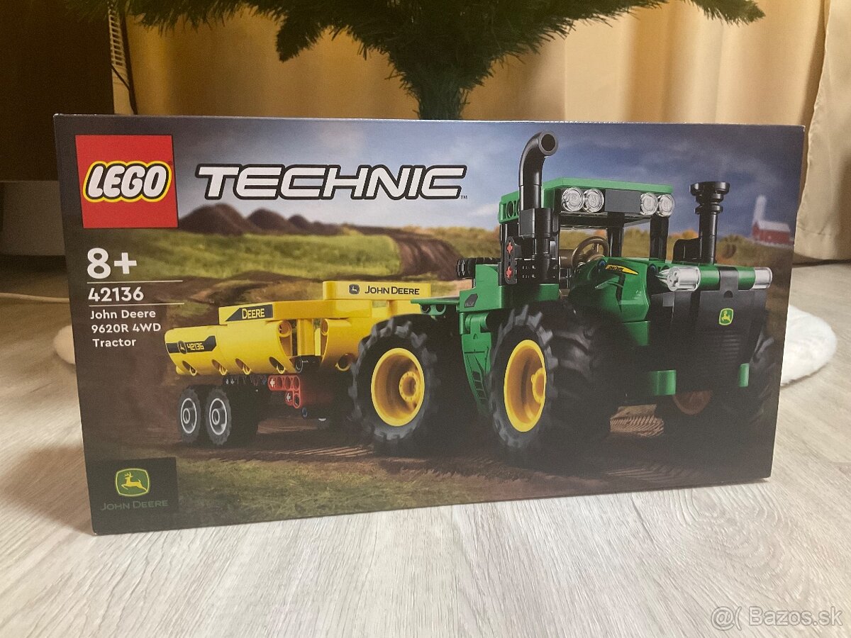 LEGO 42136 Technic John Deere 9620R 4WD Tractor - nove