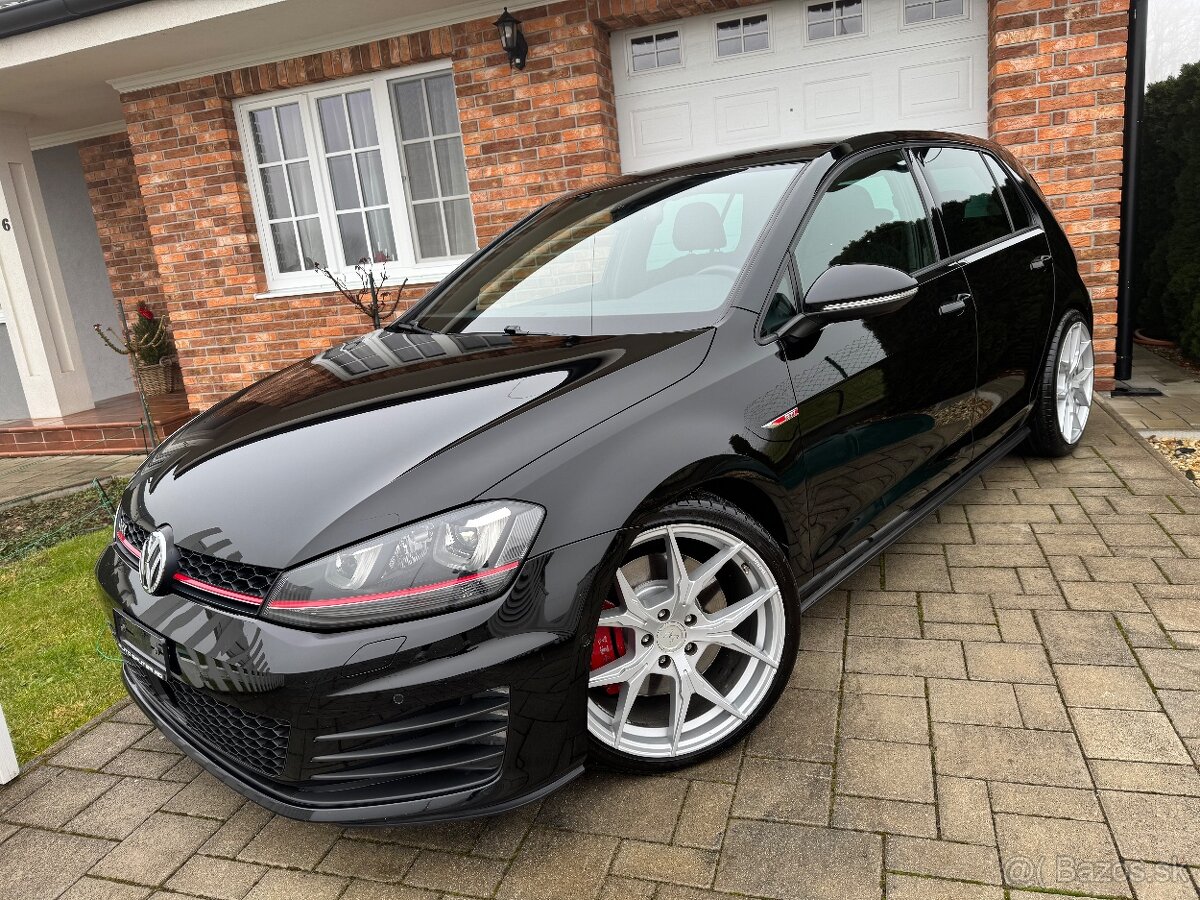 Volkswagen Golf VII GTI Performance 2.0 TSI 230PS