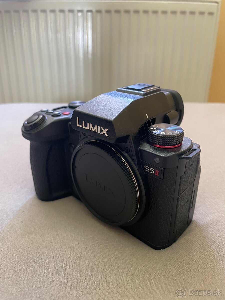 Panasonic Lumix S5II