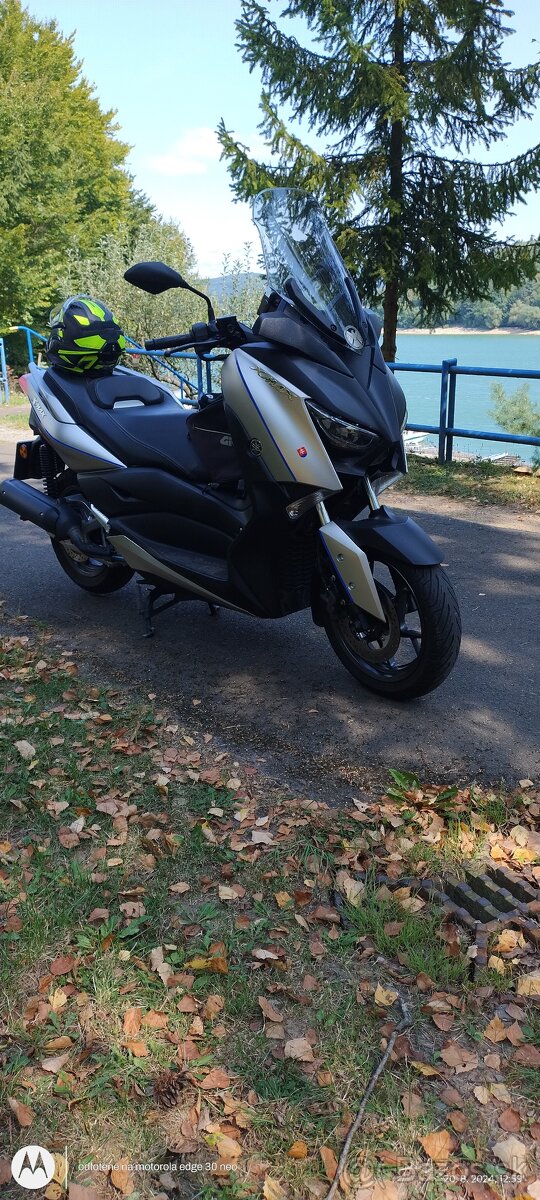 Yamaha xmax 125