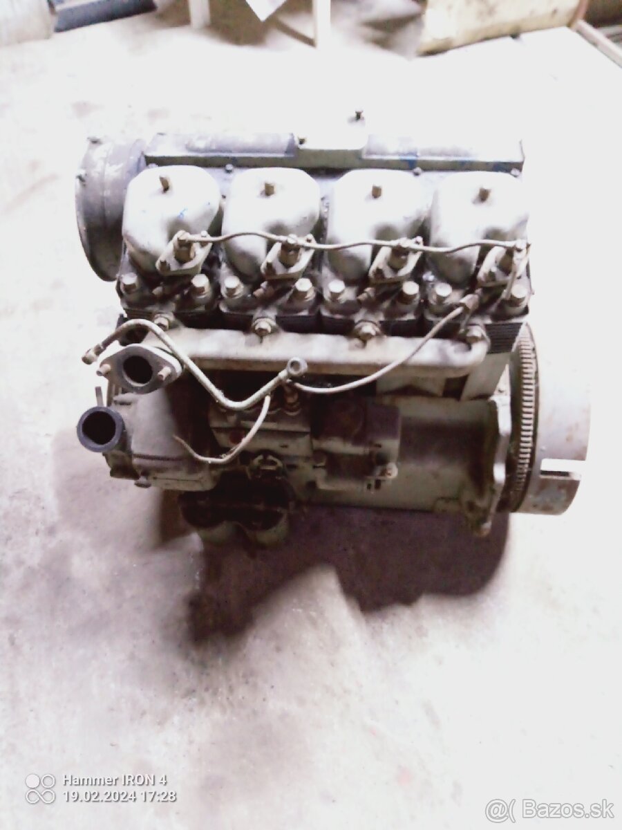 Motor Slávia 4v