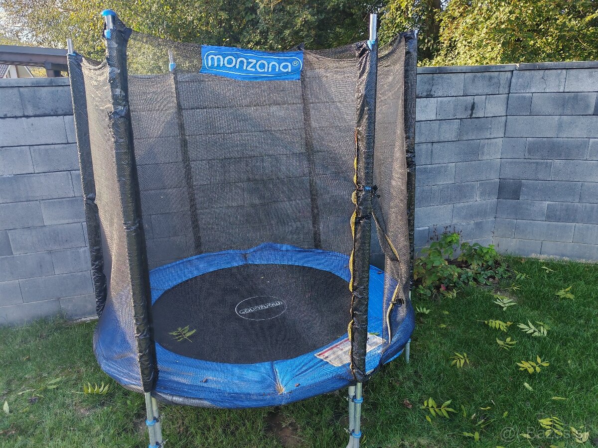 Trampolina