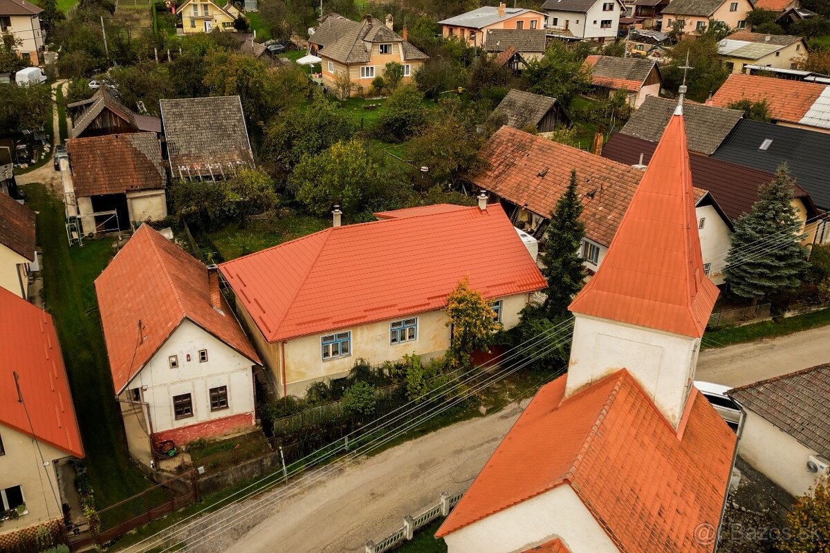 Na predaj 4-izbový rodinný dom obci Petrova Lehota