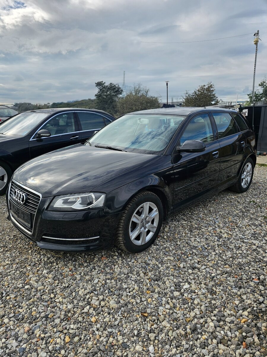 Audi A3 1.2 Tfsi ☆33000km☆ 1-Majiteľ  Webasto