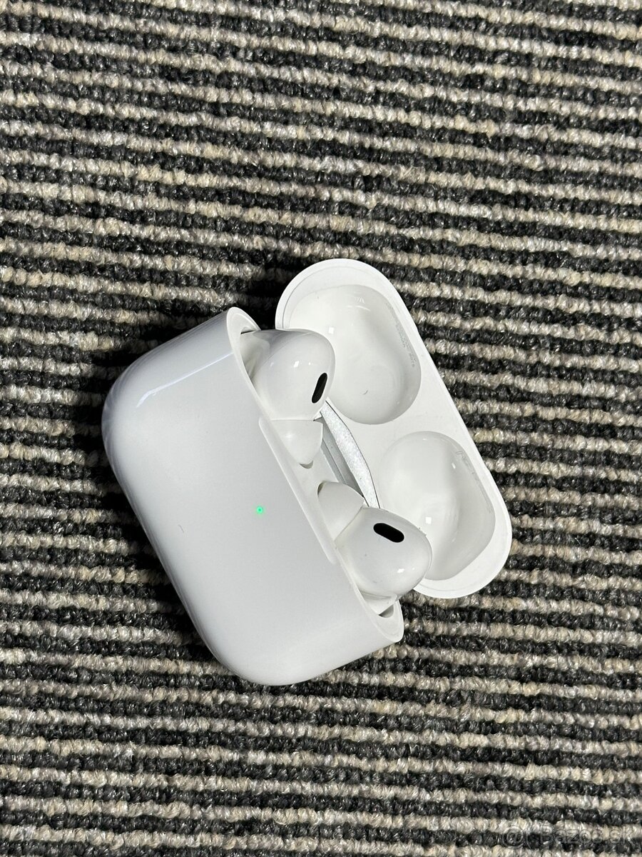 Apple AirPods Pro 2 - ihned k odběru