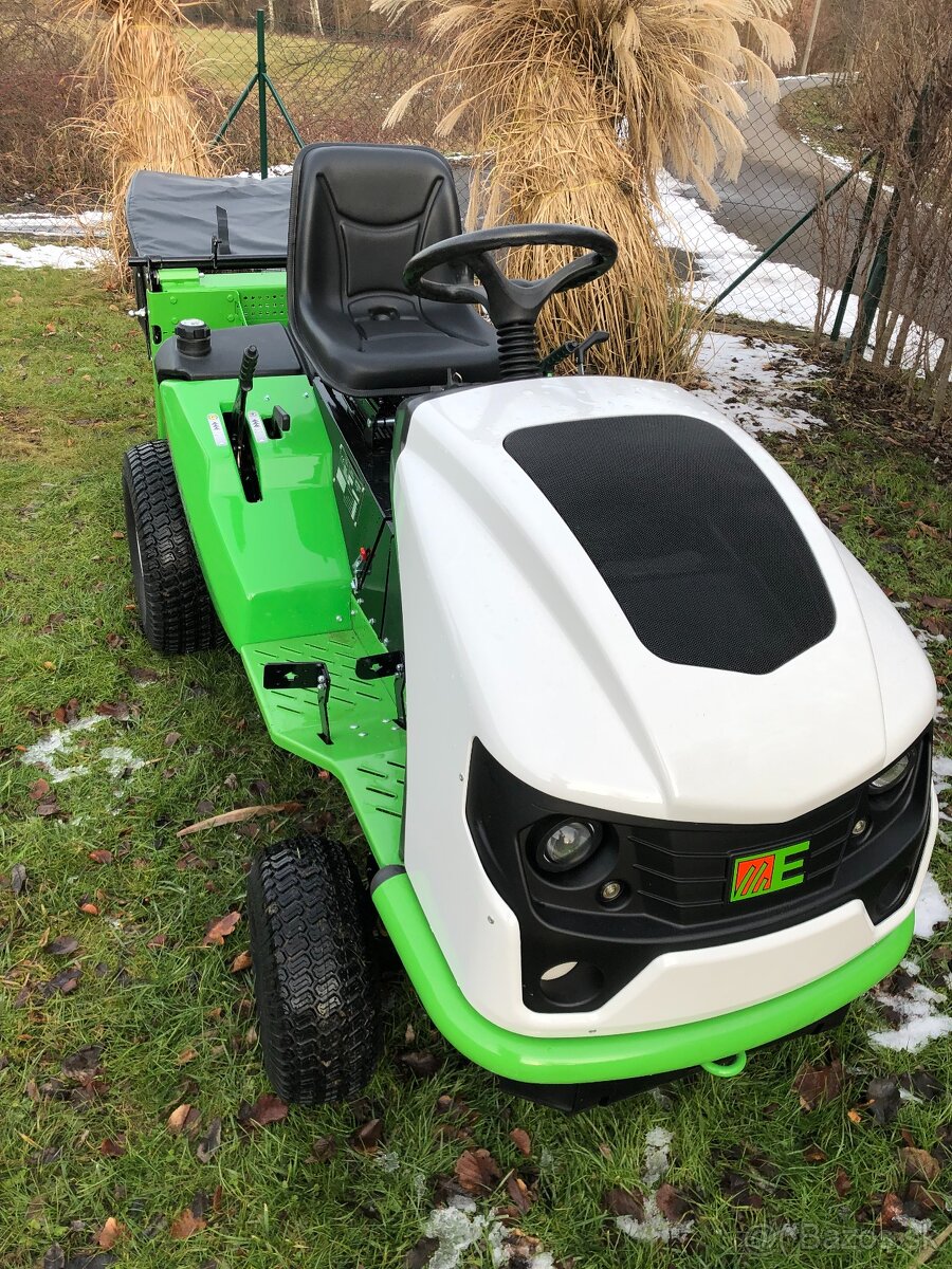 Etesia Zahradní traktor traktůrek sekačka Kawasaki