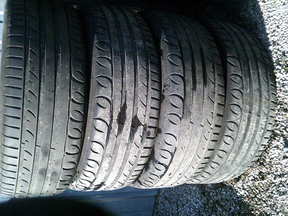 4 ks letných pneu 215/55R17