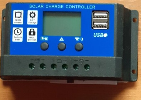 Solarny regulator 30A