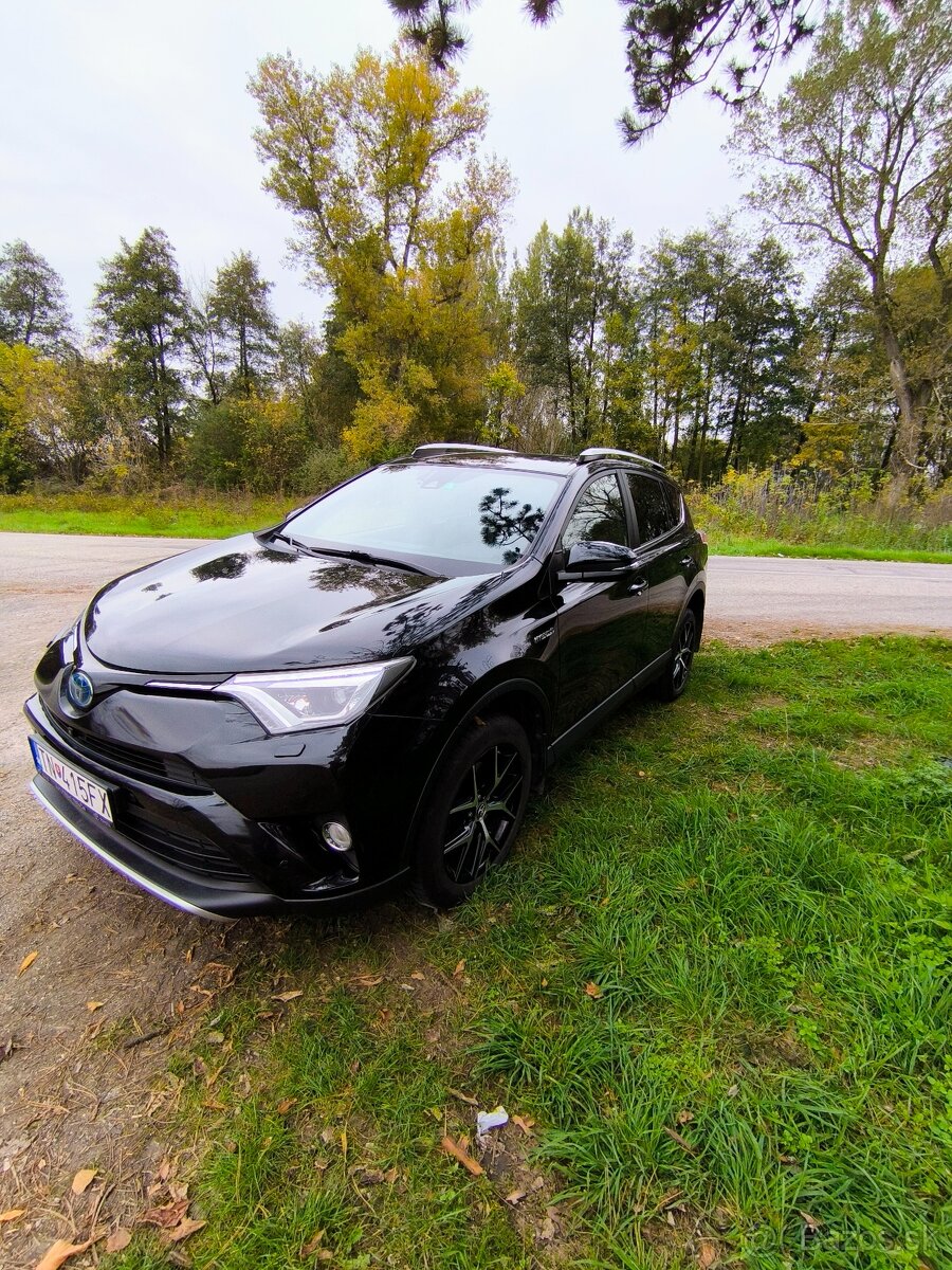 Toyota RAV4  2.5 hybrid