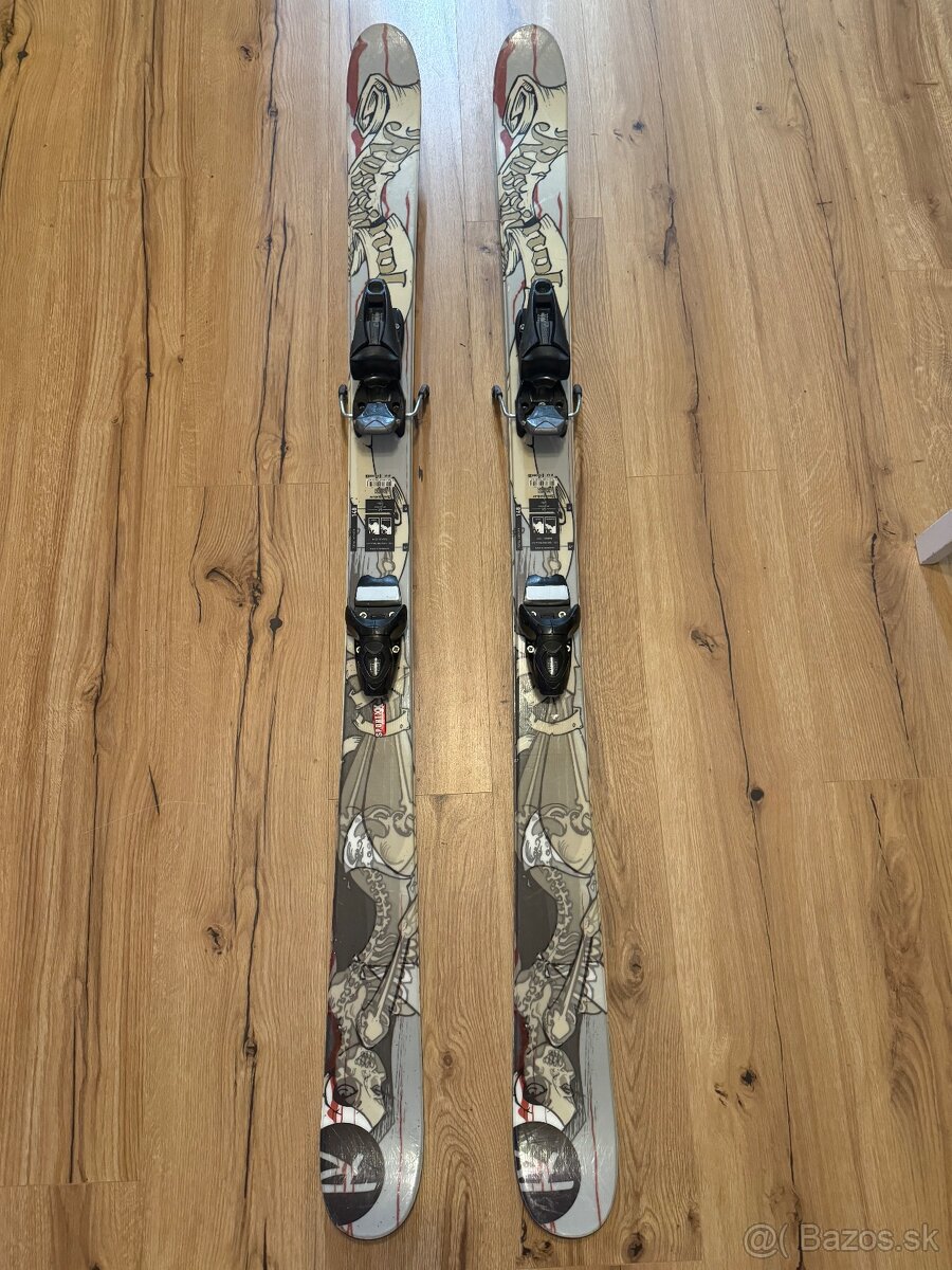 FREESTYLE lyze ROSSiGNOL 148cm