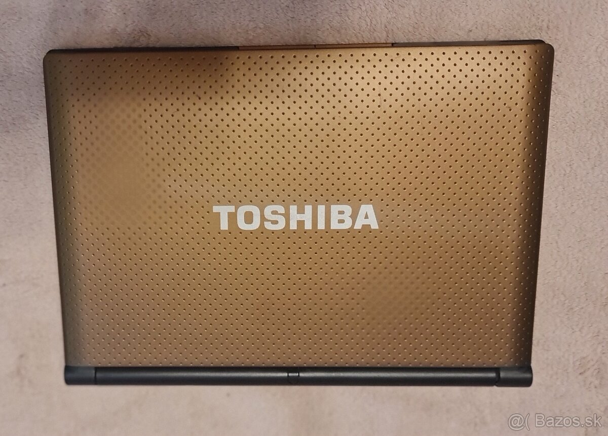 Toshiba netbook NB500-112