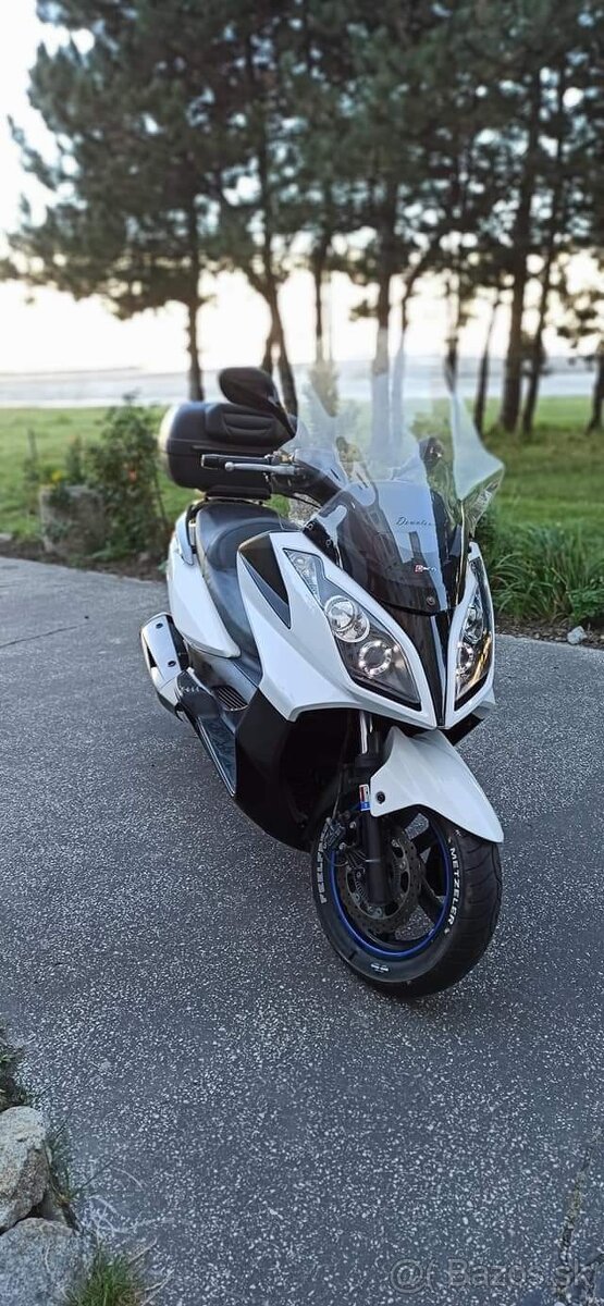 Kymco Downtown 300i