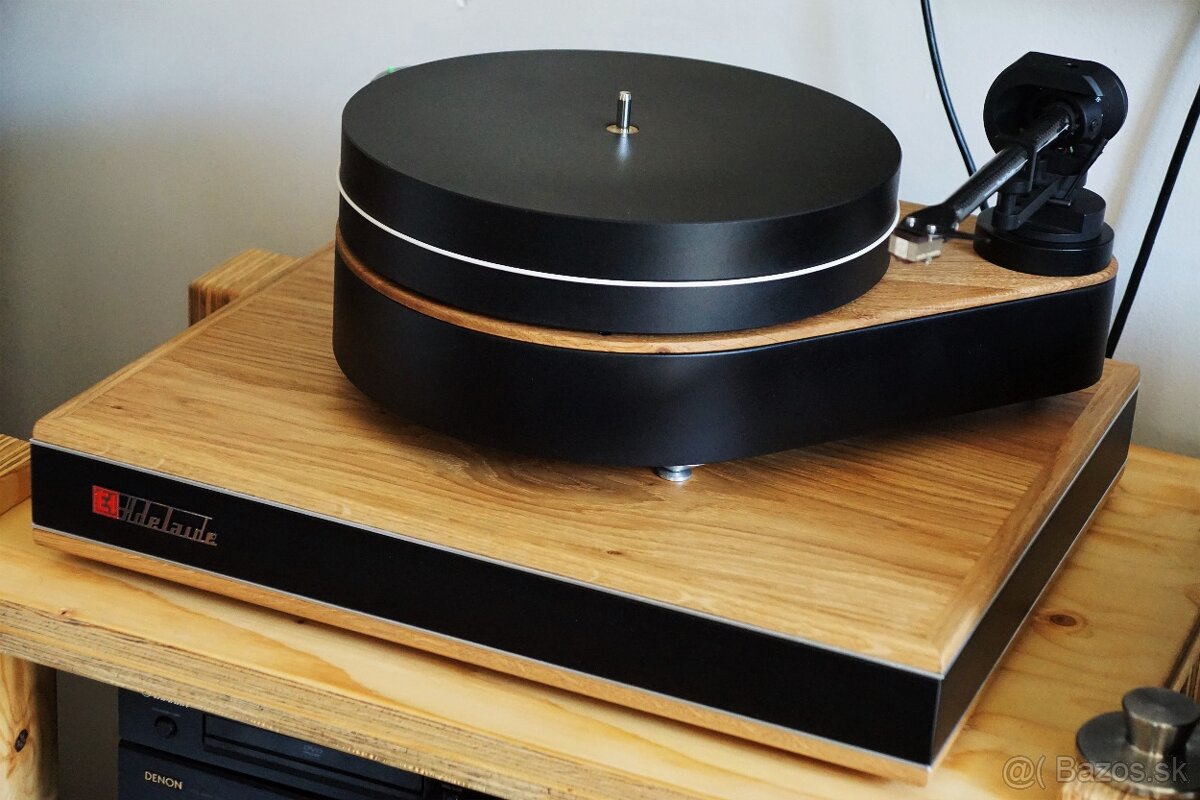 PRO-JECT RPM 10 - "Custom" by HIFIVINTAGE CZ