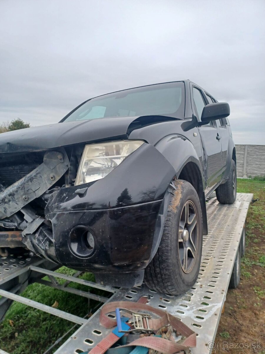 Rozpredam Nissan Pathfinder 2.5Dci 128kw