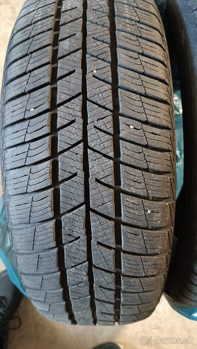 ZIMNE PNEU 205/60 R16 - DOBRY STAV