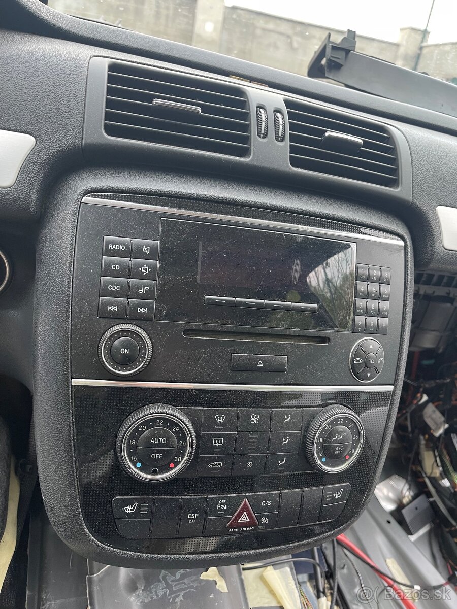 Mercedes w251 r class radio original