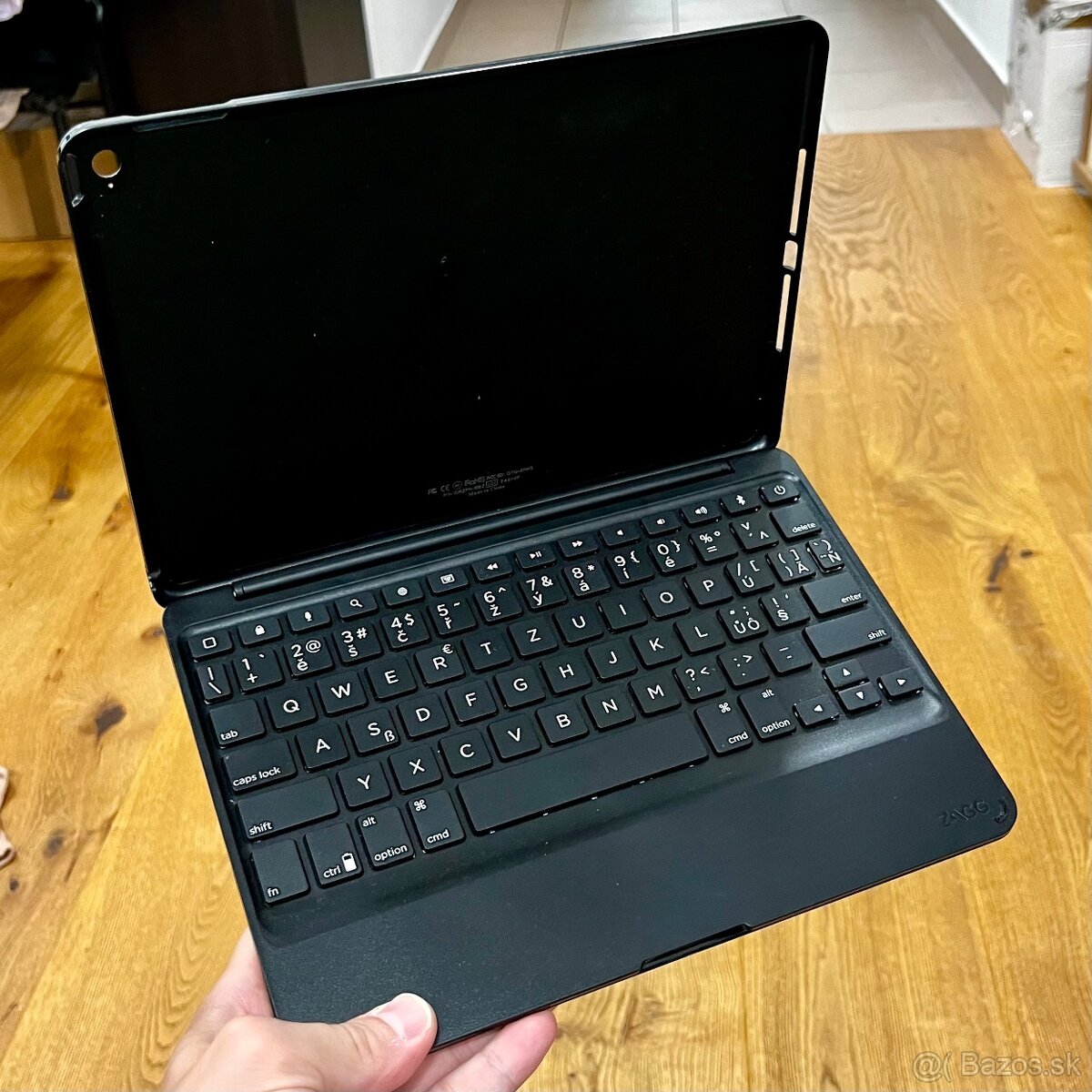 ZAGG Folio - iPad Air 2 klávesnica