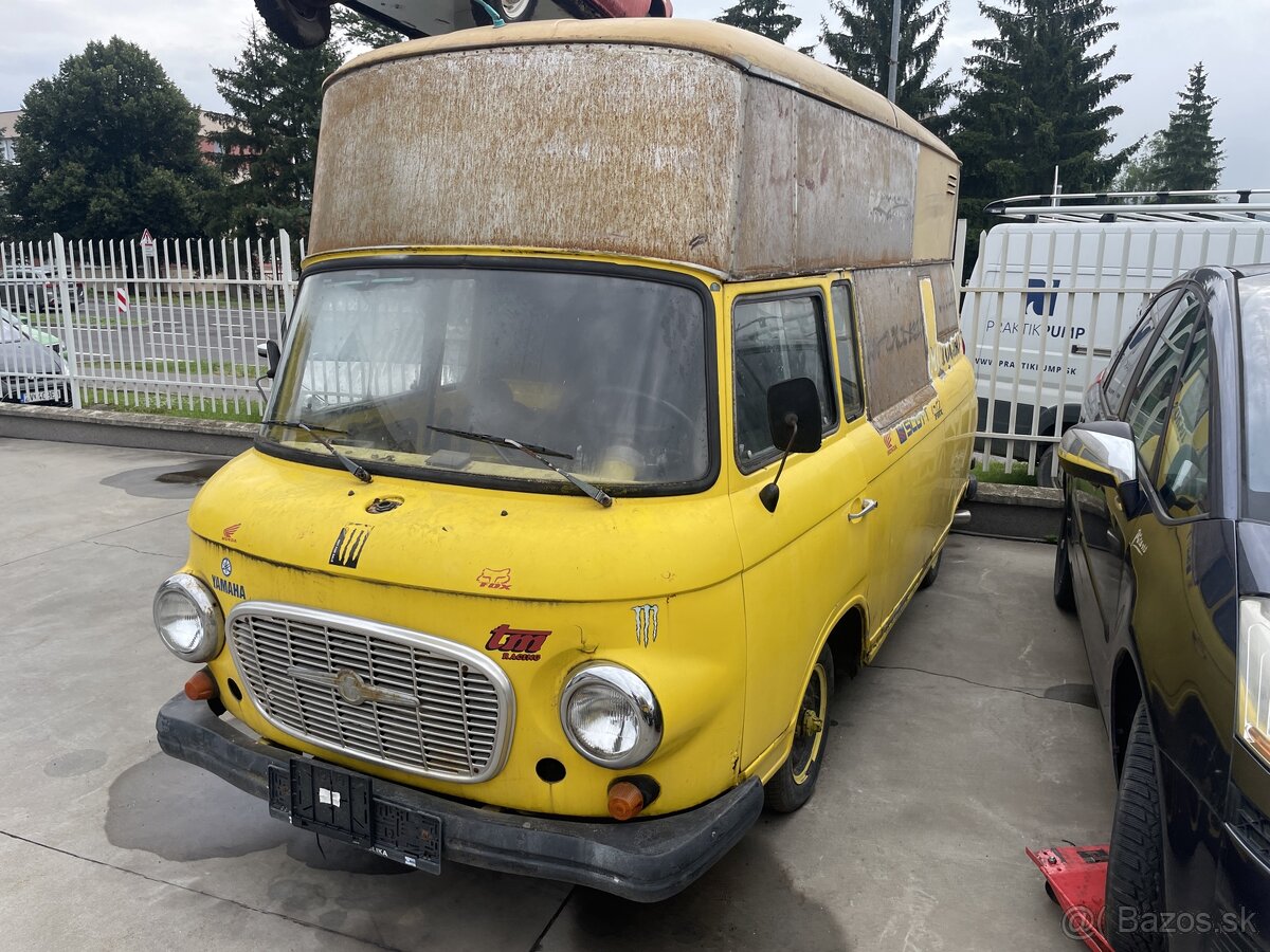 Barkas B1000 kaviareň