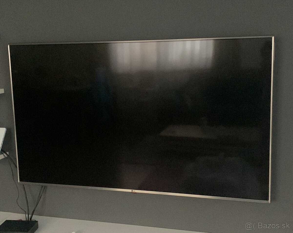 Lg 55” smart tv