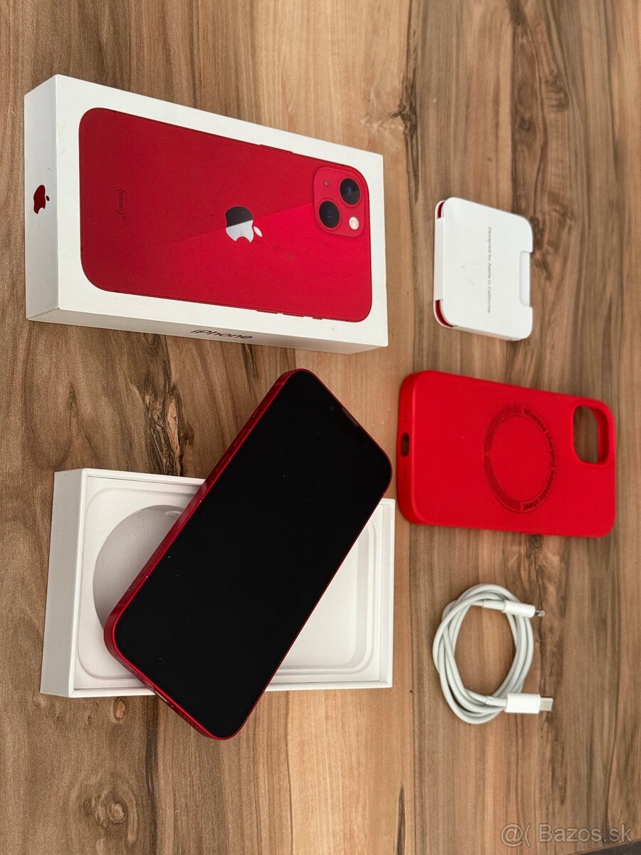 Predám Apple iPhone 13 128GB RED Malé známky opotrebovania