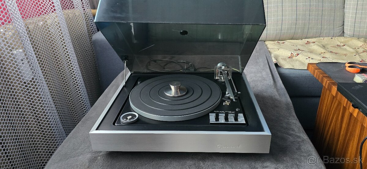 GRAMOFON GARRARD ZERO SB100