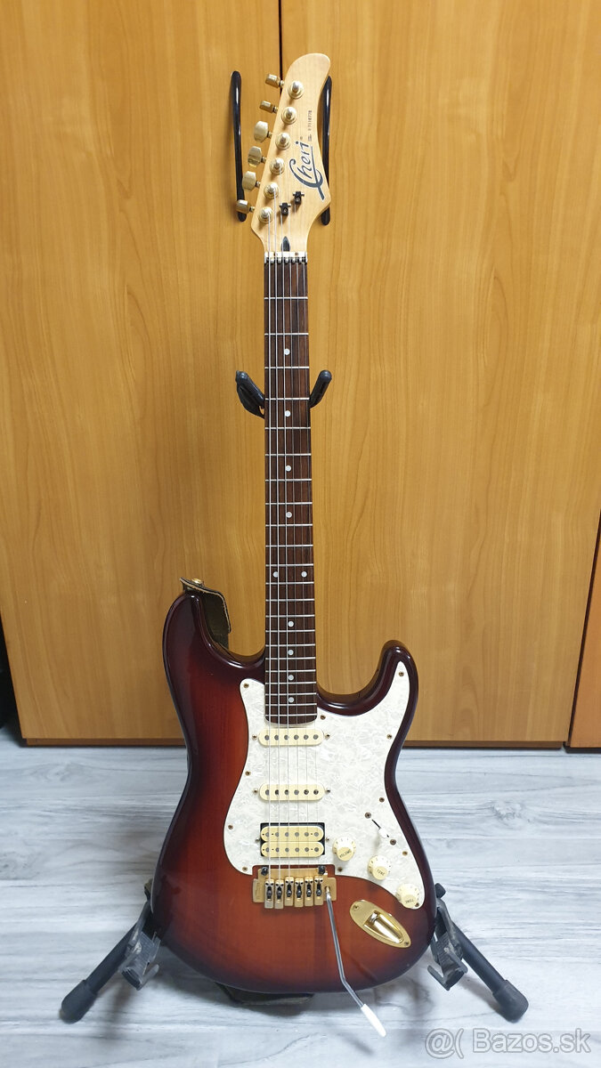 Cheri stratocaster  MIK