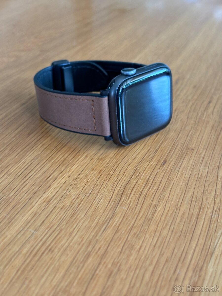 Apple Watch series 5 44mm