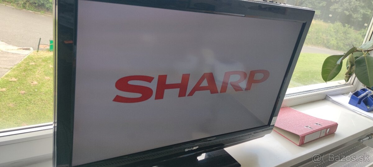 Predám 2ks TV Sharp a LG