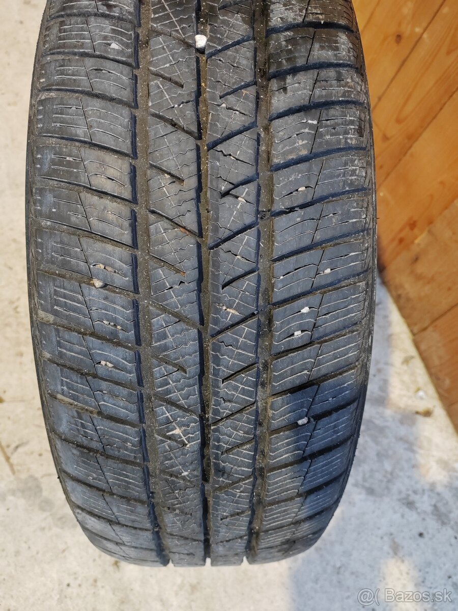 Predam zimne pneu 205/55r16 barum