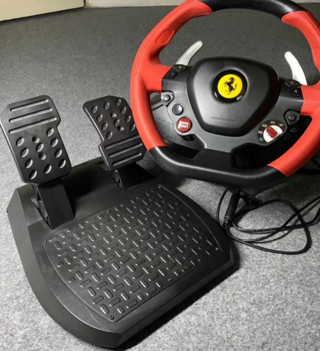 Volant Thrustmaster Ferrari 458