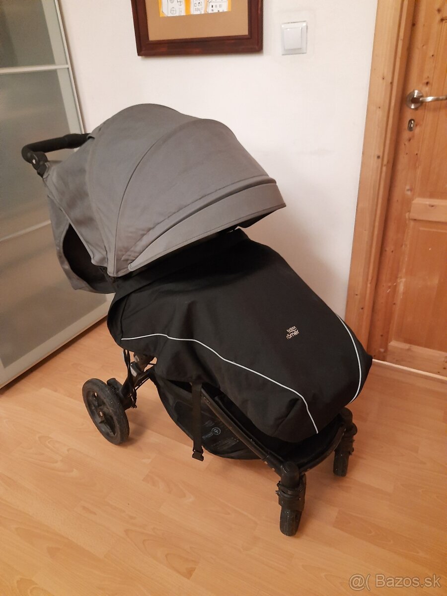 Britax B motion 4 plus