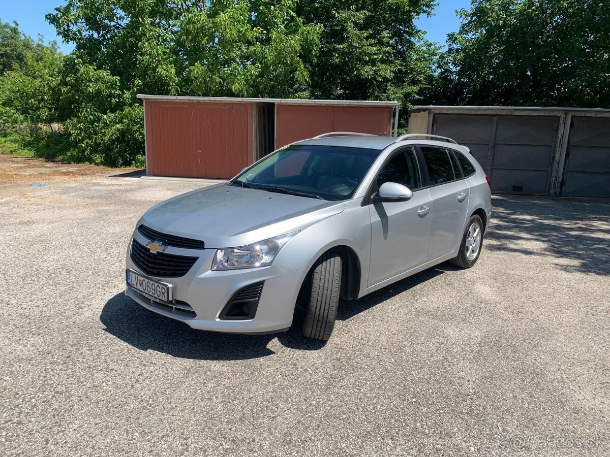 Chevrolet Cruze Combi 1.6 benzín 86kw