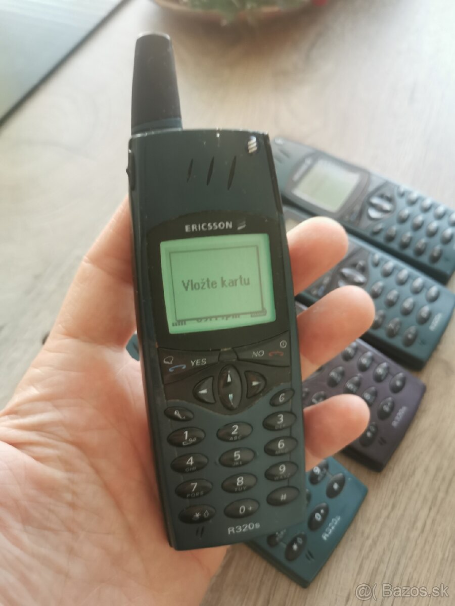 Ericsson R320s