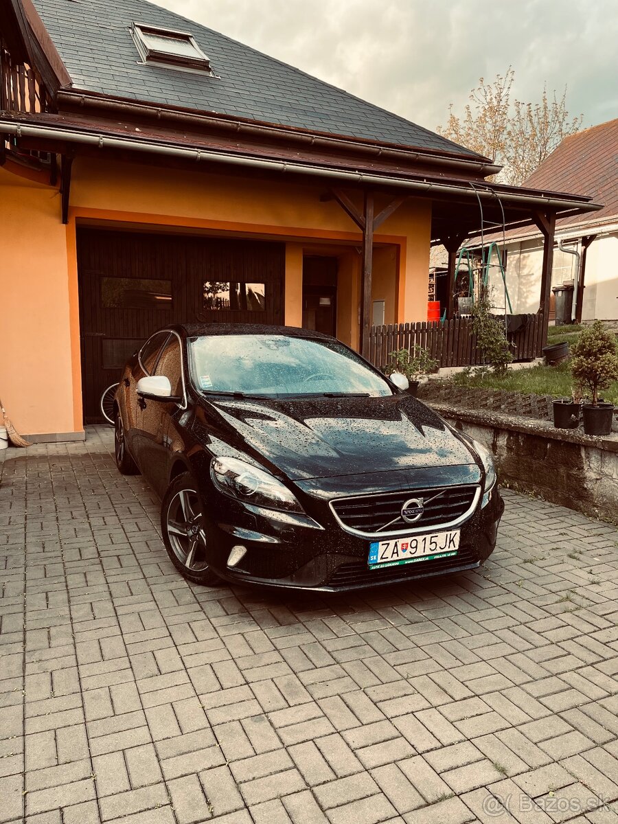 Volvo V40 R-design