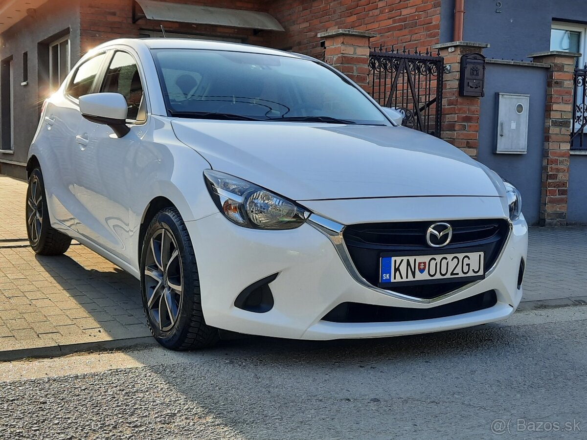 Mazda 2 1.5 benzin 66kw 2020