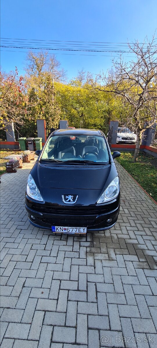 Peugeot 1007