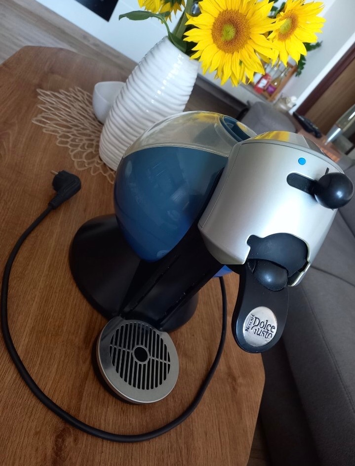 Kávovar Dolce gusto