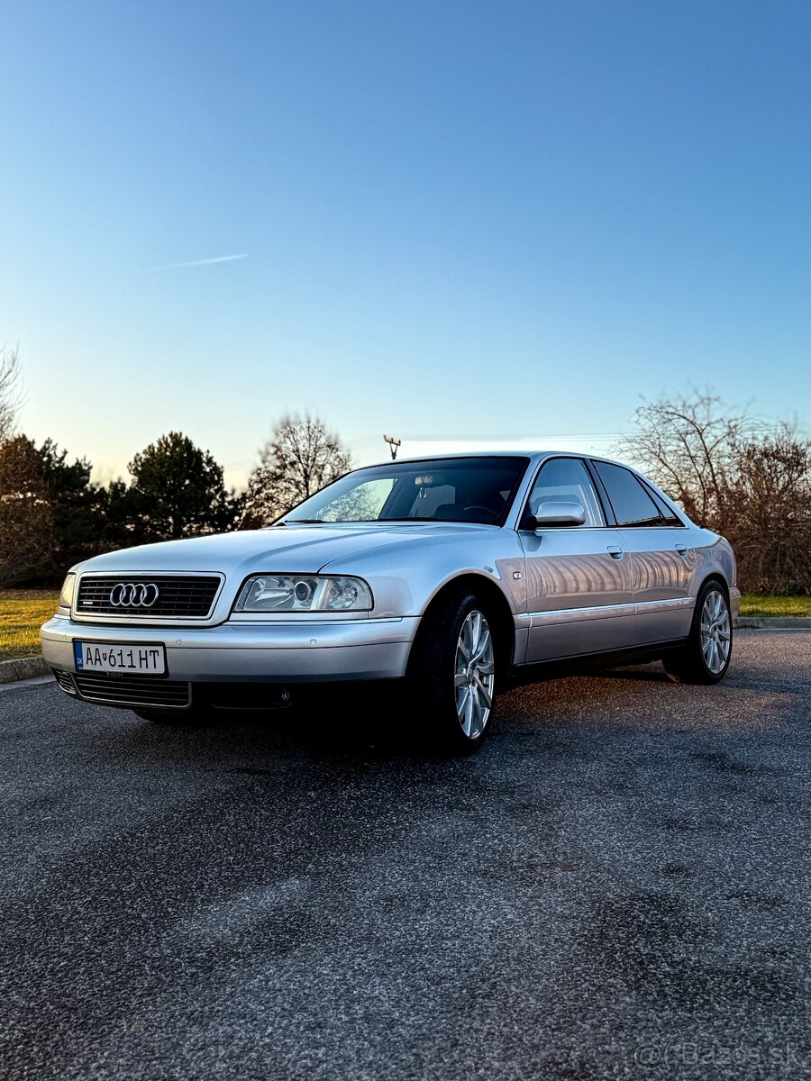 Audi A8 D2 4.2 V8 benzín, r. 1999