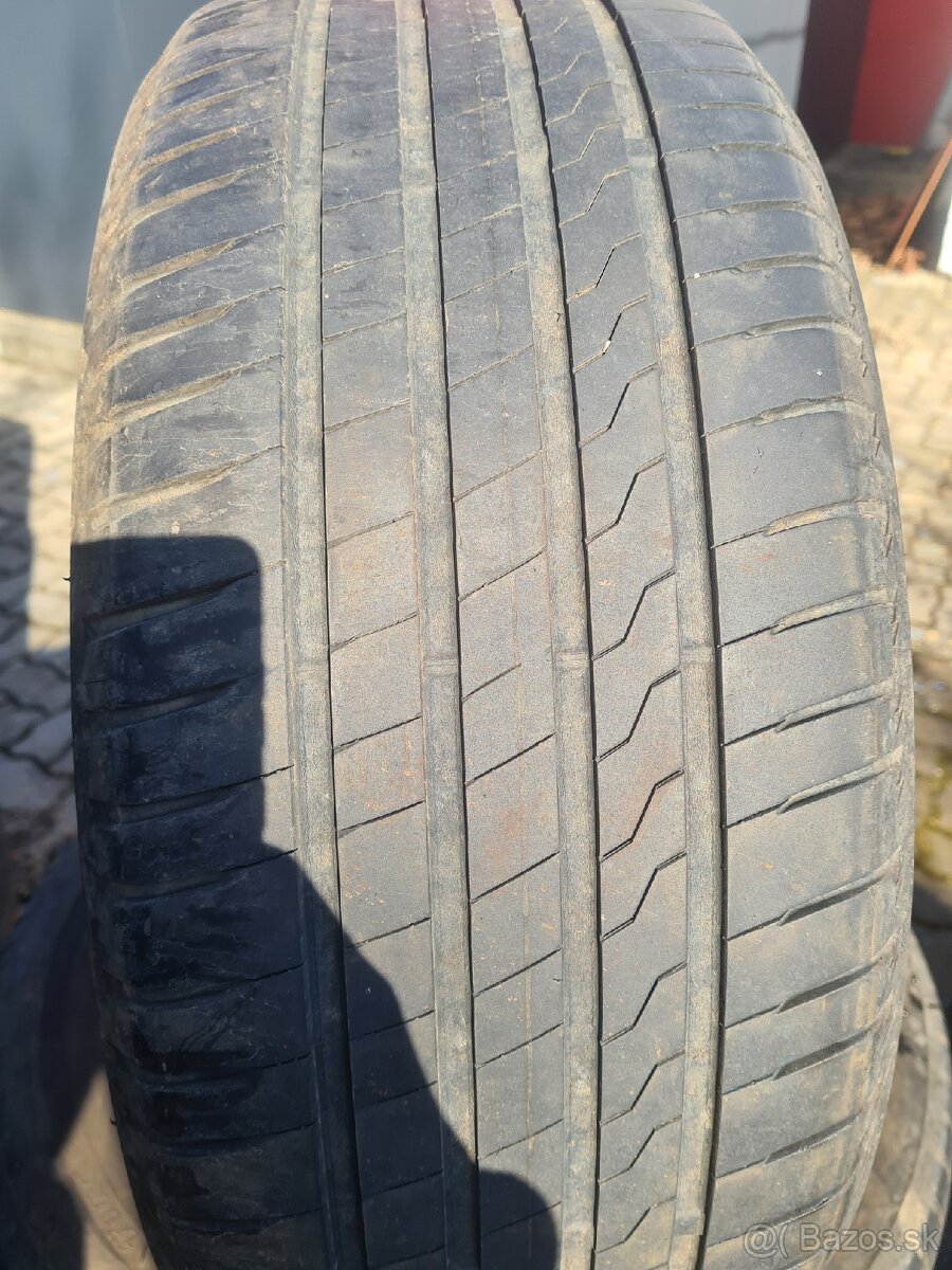 225/55r17 Letné 4Ks