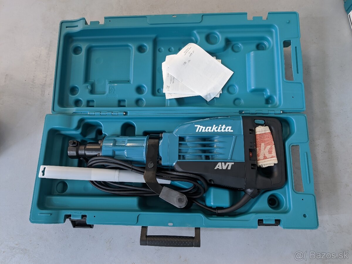 Makita zbíjacie kladivo HM1317C