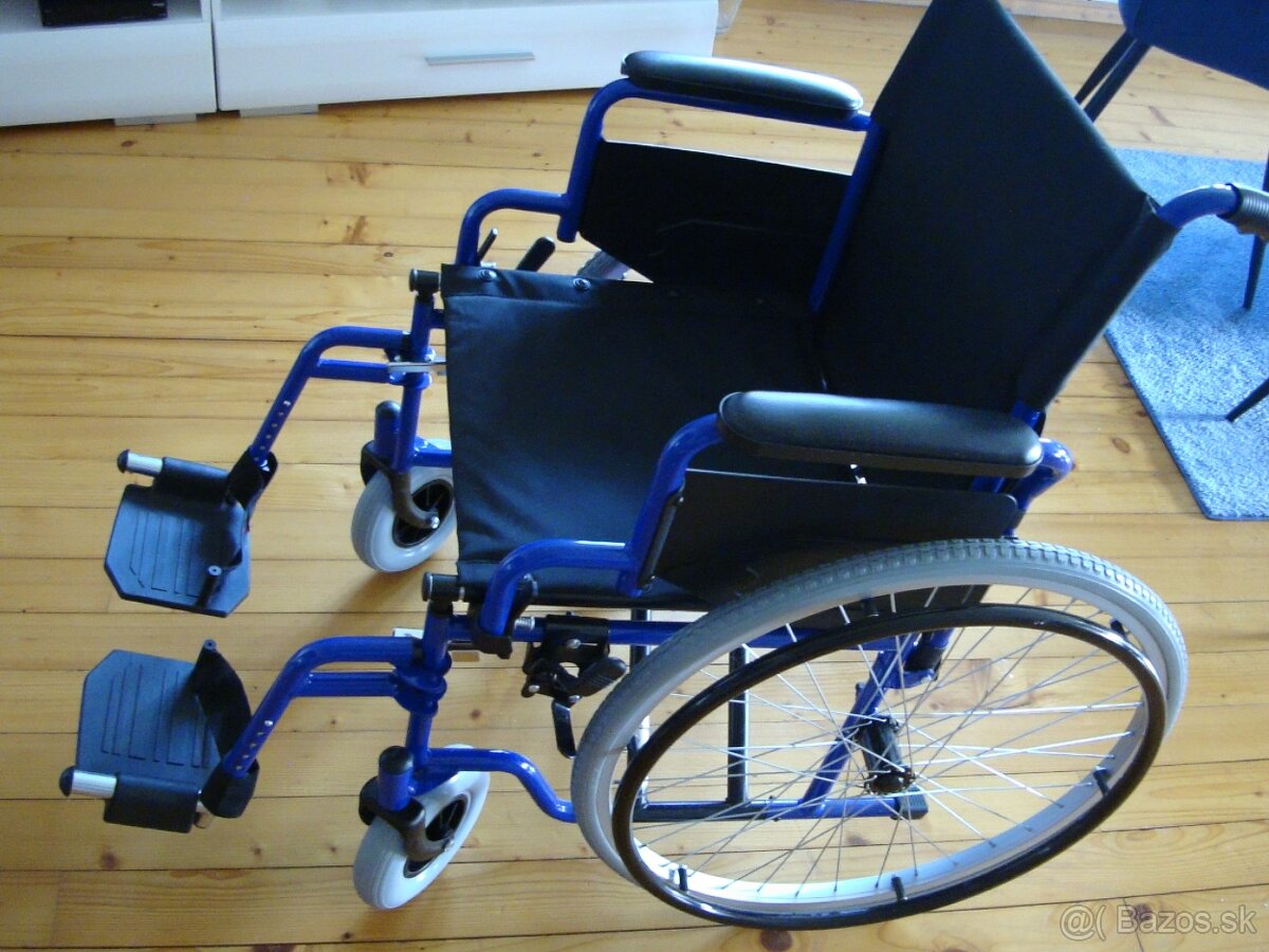 Thuasne invalidný vozík nový 2mesiace použitý.